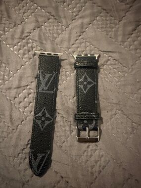 Classic Black Leather Watch Strap for Smartwatches